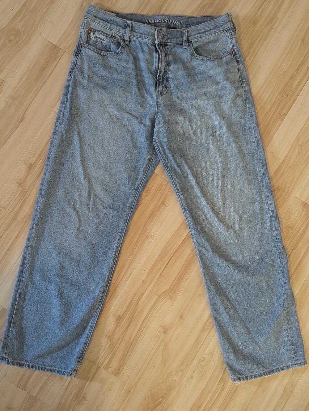 American Eagle AE Ex-Boyfriend Strigid Blue Jeans Size 10 Loose Comfy